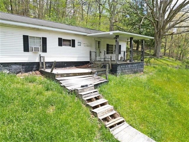 1006 Cow Creek Rd, Hurricane, WV 25526