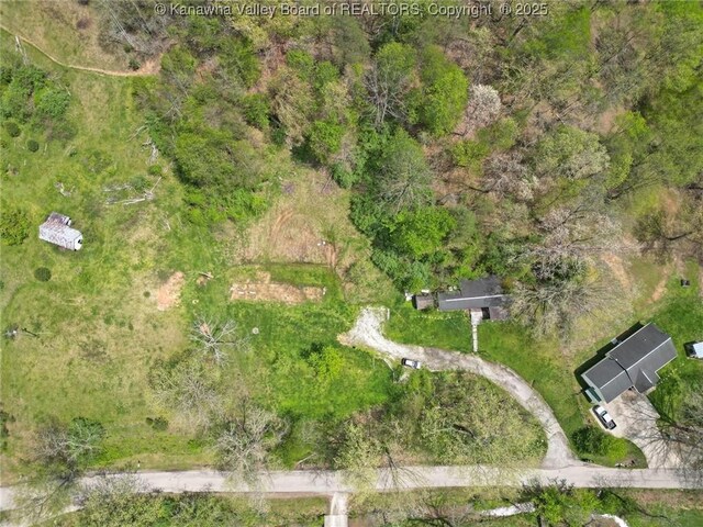 1006 Cow Creek Rd, Hurricane, WV 25526