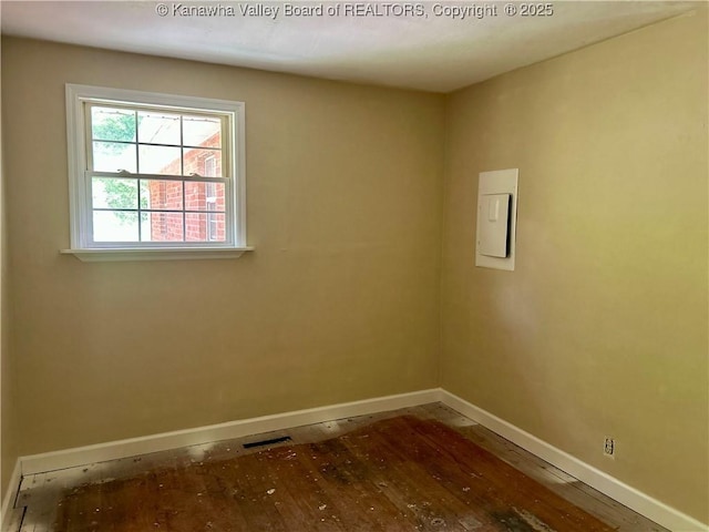 405 Crestview Dr, Charleston, WV 25302 - spare room featuring baseboards, visible vents, and hardwood / wood-style flooring