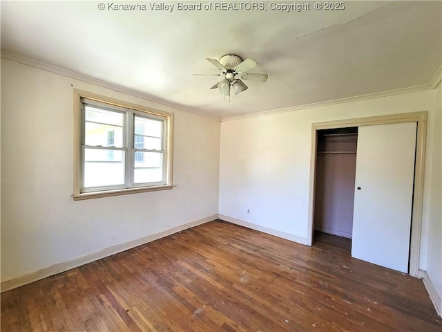 728 98th St, Charleston, WV 25315 - unfurnished bedroom featuring baseboards, ornamental molding, and hardwood / wood-style floors