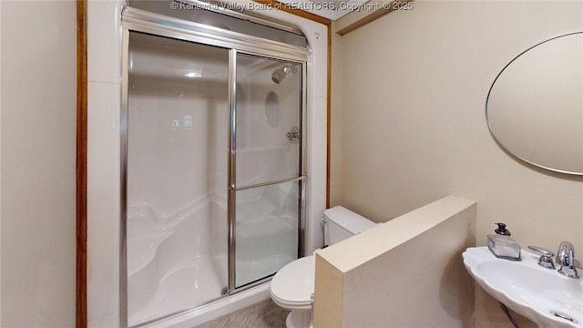 840 13th Ave, Huntington, WV 25701 - full bath with toilet, a shower stall, and a sink