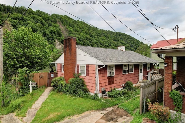 610 Ferry St, Montgomery, WV 25136 - photo 1