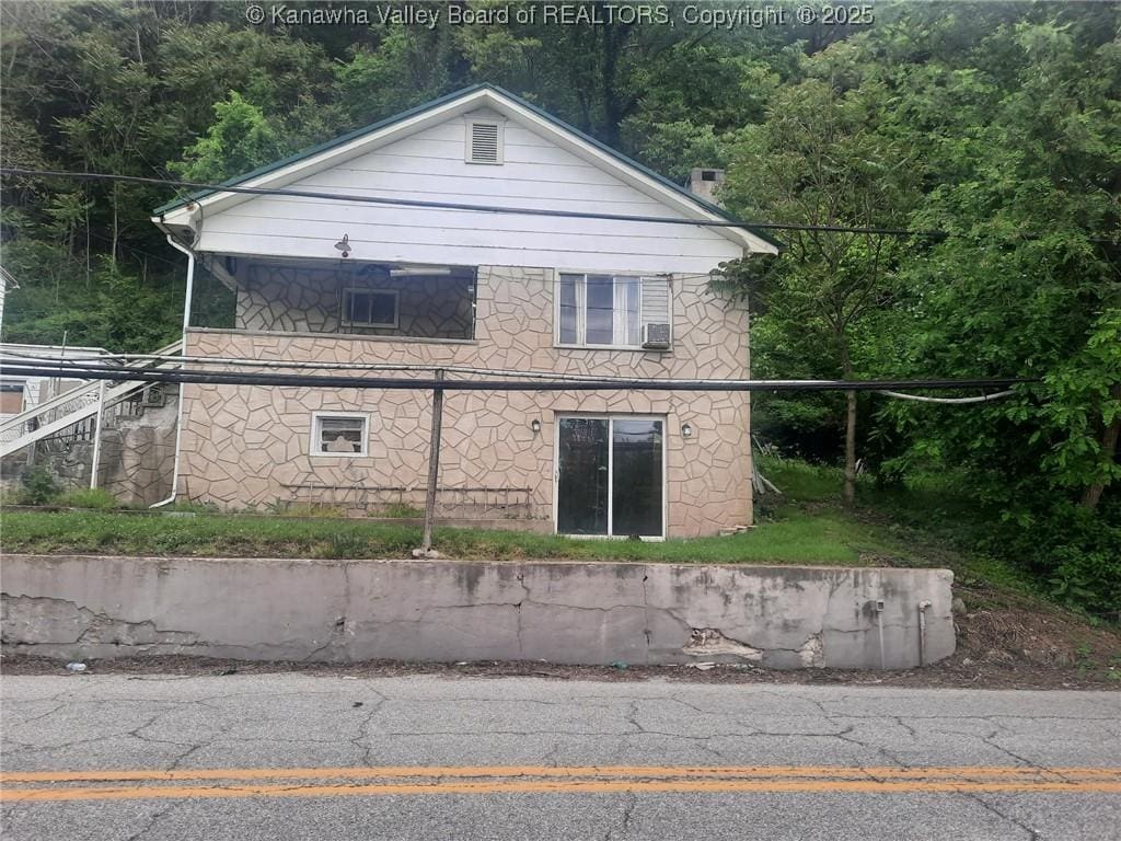 view of side of property