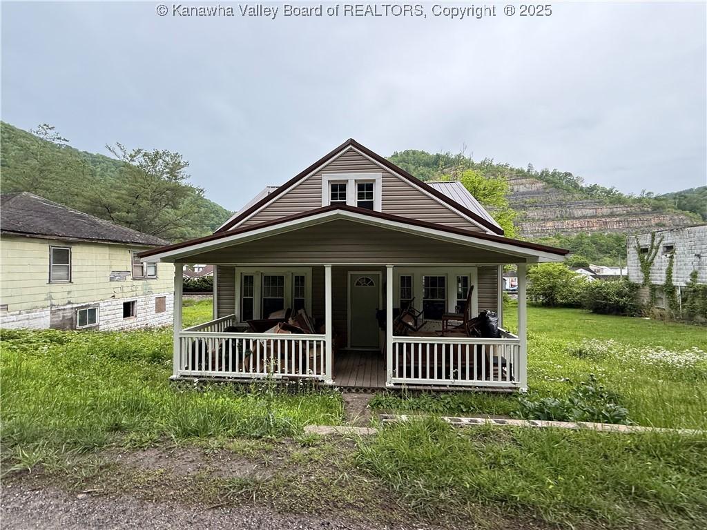 1552 Hanging Rock Hwy, Central, WV 25646 - photo 1