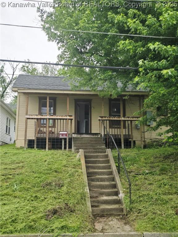 1620 Red Oak St, Charleston, WV 25387 - view of front of house featuring a porch and stairway