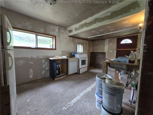 1620 Red Oak St, Charleston, WV 25387 - kitchen featuring white range with electric stovetop