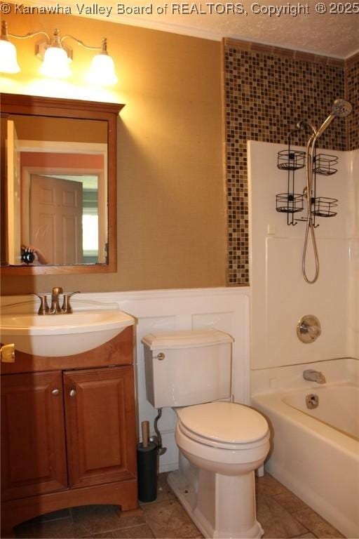 1741 Huber Rd, Charleston, WV 25314 - bathroom with toilet, vanity, and bathtub / shower combination