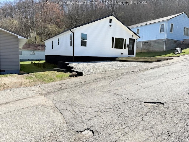 202 Josephine Ave, Madison, WV 25130 - view of front of house