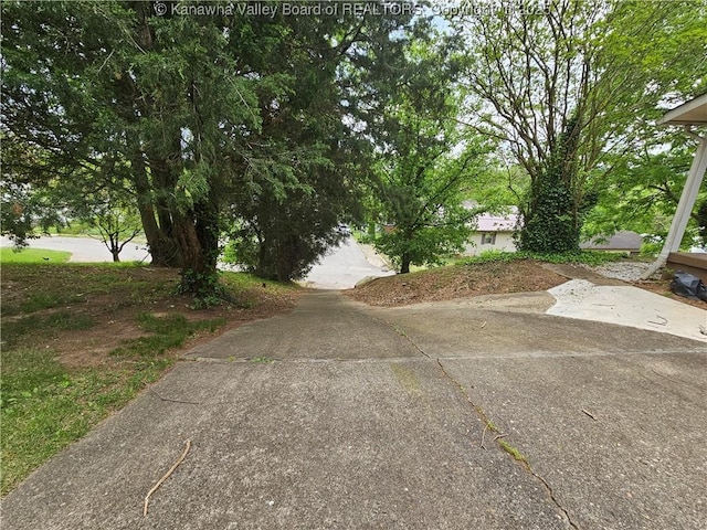 1000 Park Dr, Dunbar, WV 25064 - view of road