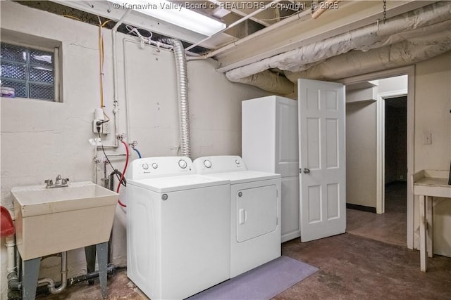102 49th St SE, Charleston, WV 25304 - clothes washing area featuring independent washer and dryer