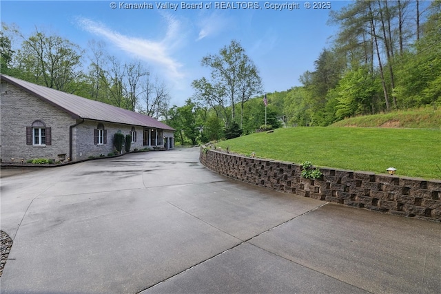 3282 Greenview Rd, South Charleston, WV 25303 - view of patio with driveway