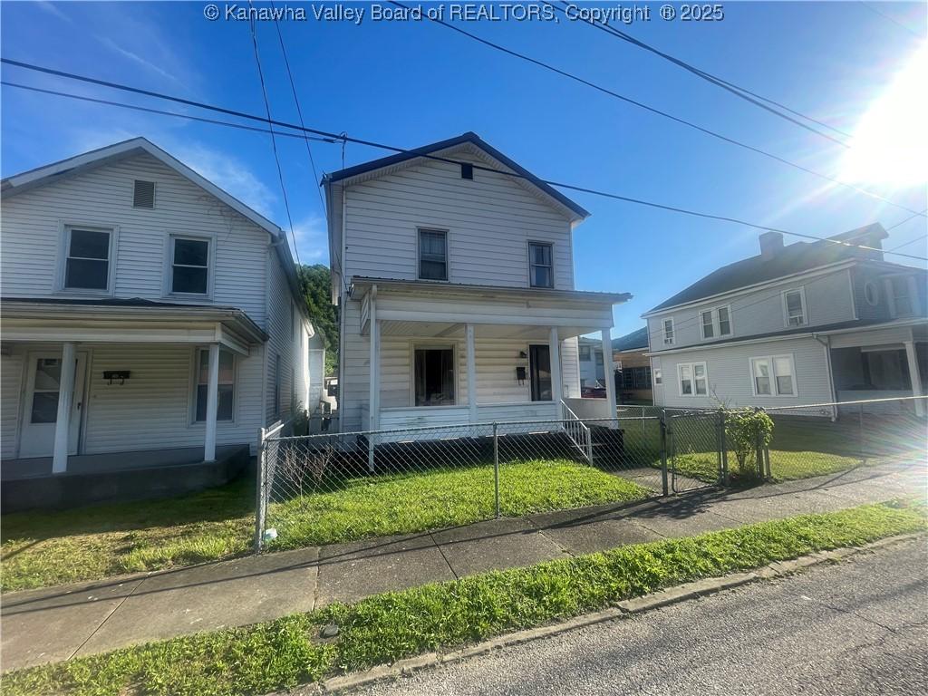 145 6th Ave, Montgomery, WV 25136 - photo 4