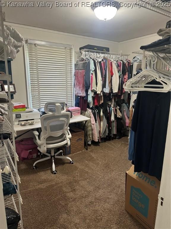 5505 Washington Ave, Charleston, WV 25304 - spacious closet with carpet flooring