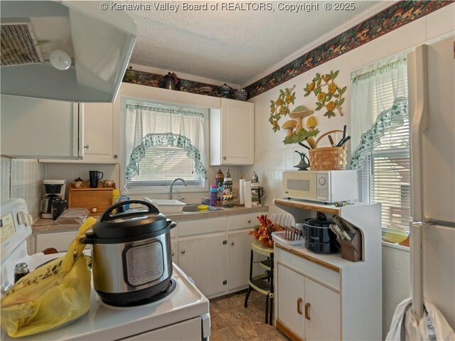 2818 Lincoln Ave, Saint Albans, WV 25177 - photo 26