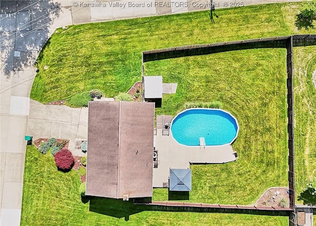 100 Timberlake Cir, Scott Depot, WV 25560 - bird's eye view of a pool