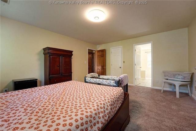 9 Shamblin Pl, Charleston, WV 25314 - bedroom featuring carpet floors, baseboards, and ensuite bath