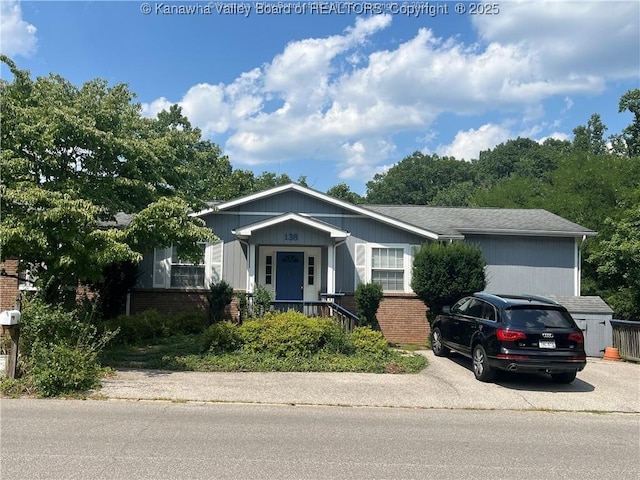 138 Woodbridge Dr, Charleston, WV 25311 - view of front facade with brick siding