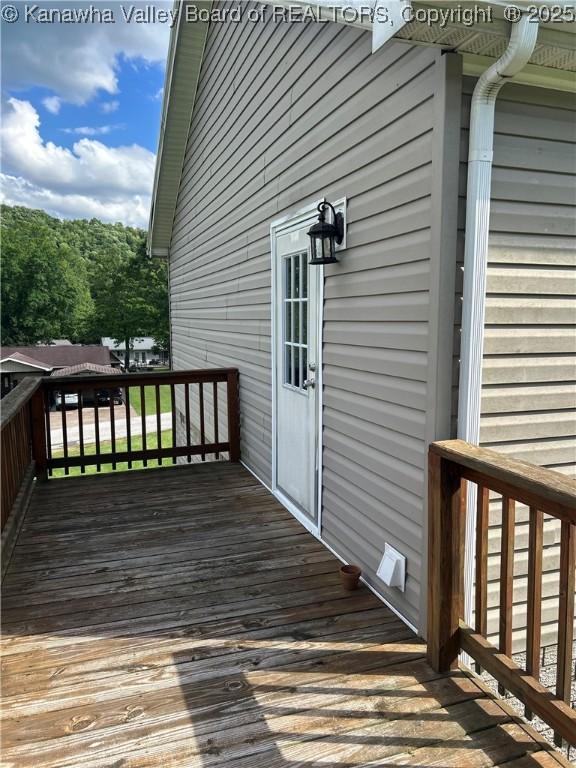 30 Beech Ln, Madison, WV 25130 - view of deck