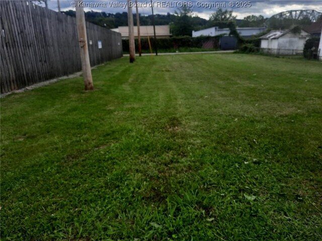 1613 Third Ave, Charleston, WV 25387
