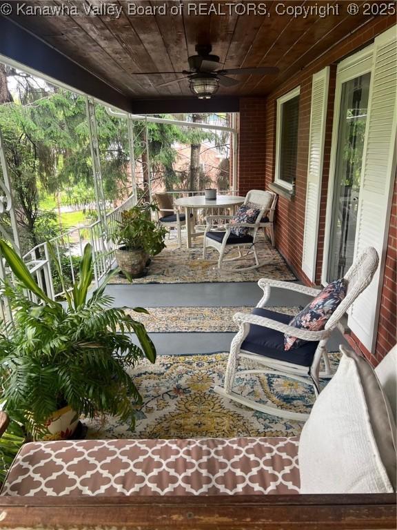 814 Skinner Dr, Saint Albans, WV 25177 - view of patio with ceiling fan and outdoor dining area