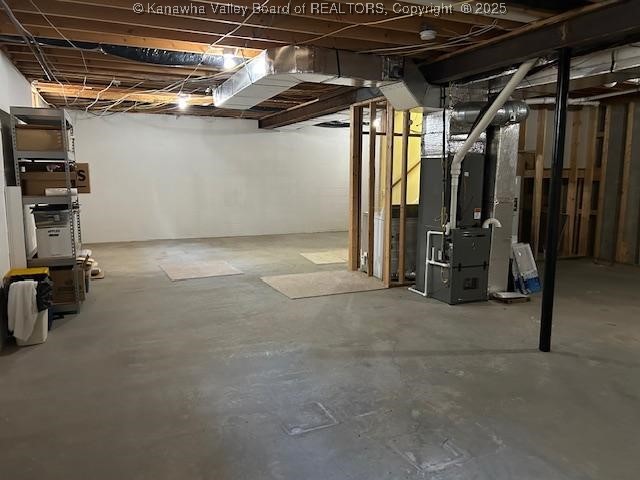 8 Dapplewood Rd, South Charleston, WV 25309 - unfinished basement with heating unit