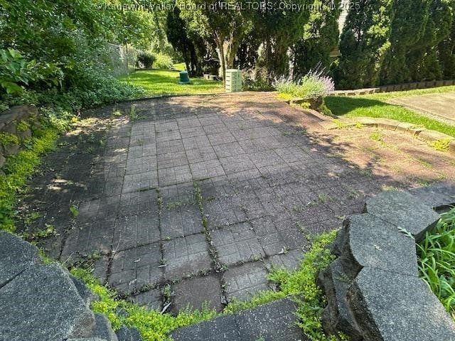 8 Dapplewood Rd, South Charleston, WV 25309 - view of surrounding community