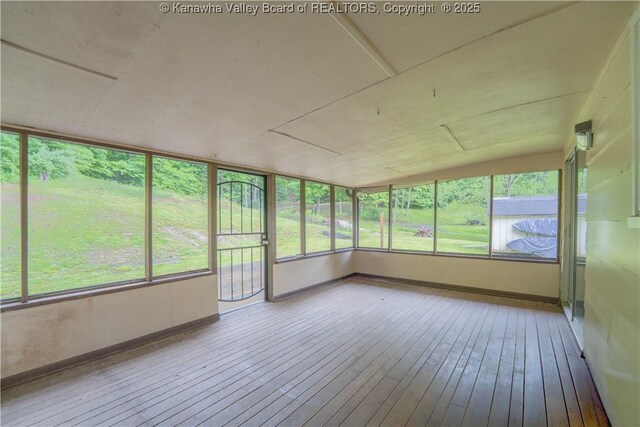 102 Utah Hollow Rd, Charleston, WV 25312 - unfurnished sunroom featuring lofted ceiling