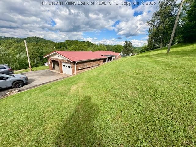 2011 Archibald Dr, Charleston, WV 25320 - view of grassy yard with driveway
