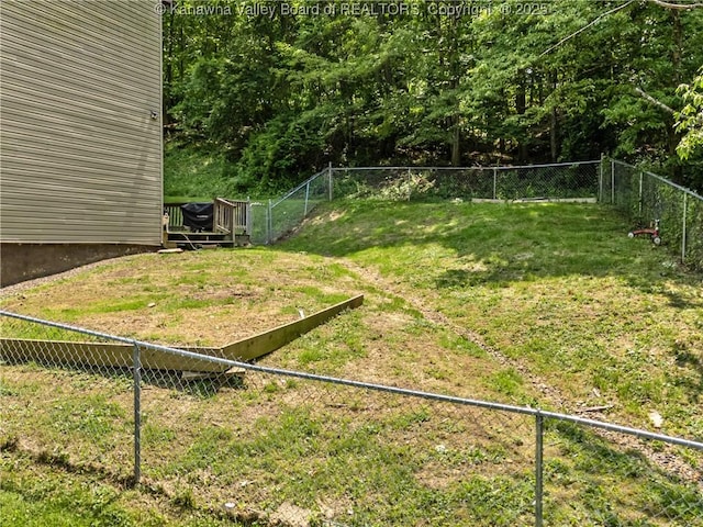 26 Banister Dr, Cross Lanes, WV 25313 - view of yard
