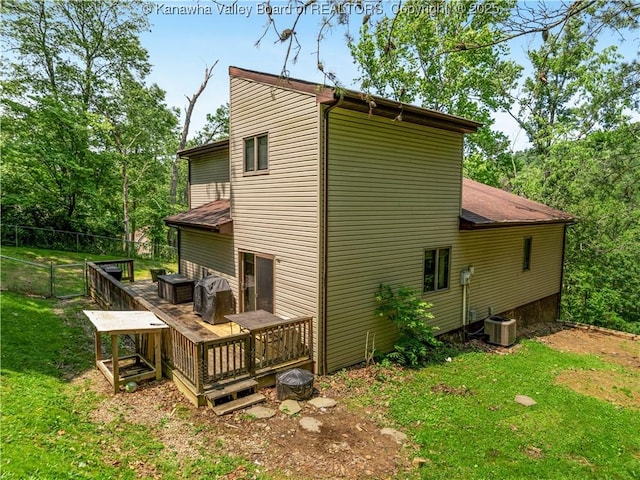 26 Banister Dr, Cross Lanes, WV 25313 - back of house featuring a wooden deck and central AC