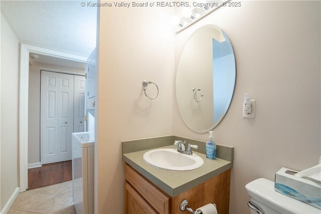 911 4th Ave, Saint Albans, WV 25177 - bathroom featuring vanity and toilet