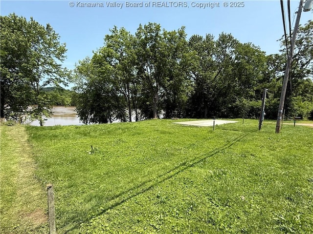 917 River Crest Ln, West Columbia, WV 25287