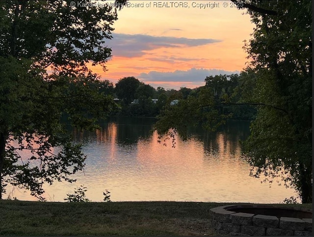 917 River Crest Ln, West Columbia, WV 25287