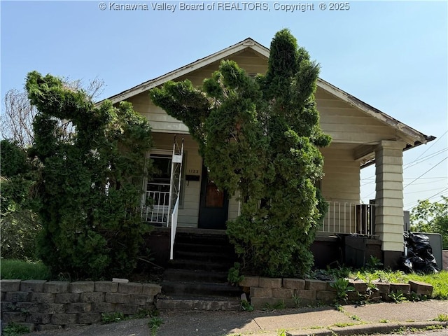 1123 Beech Ave, Charleston, WV 25312 - view of front of property featuring covered porch