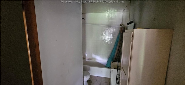 1214 Upper Vine St, Charleston, WV 25302 - full bath with toilet, bathing tub / shower combination, and tile patterned floors