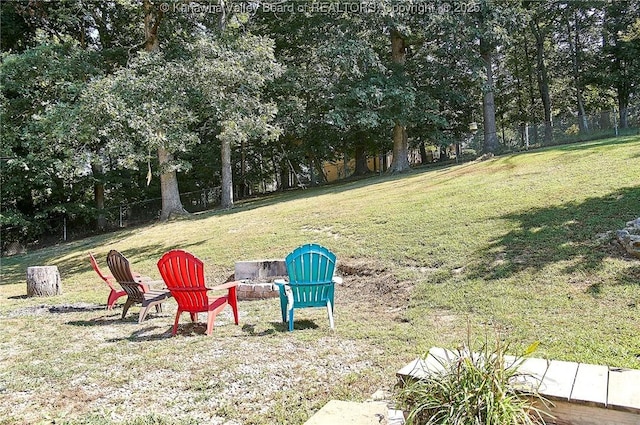 124 Morningside Dr, Elkview, WV 25071 - view of yard featuring an outdoor fire pit and view of scattered trees