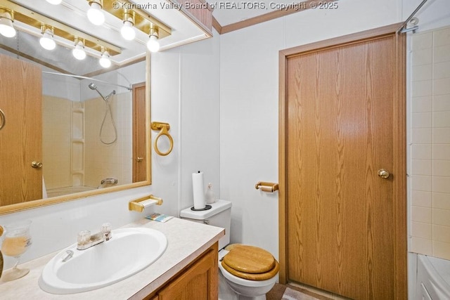 2873 Oak Hill Ridge Rd, Bomont, WV 25030 - full bathroom featuring shower / bathtub combination and vanity