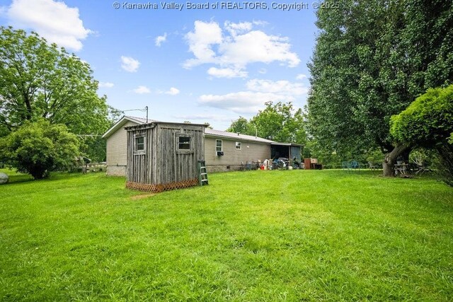 2873 Oak Hill Ridge Rd, Bomont, WV 25030 - view of grassy yard with an outbuilding
