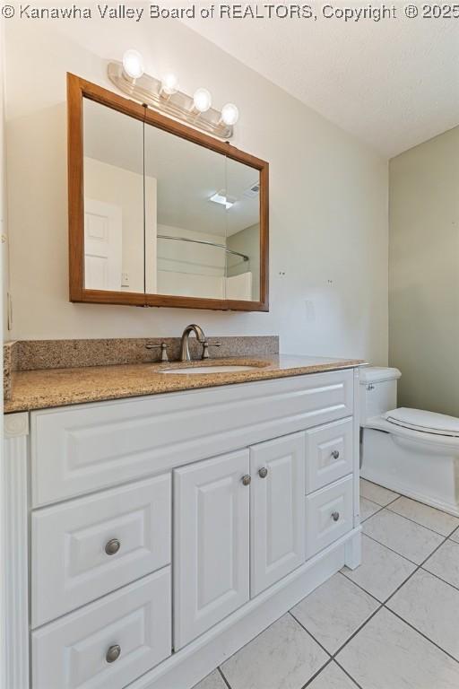 1571 Thistlewood Cir, Hurricane, WV 25526 - bathroom featuring vanity and tile patterned floors