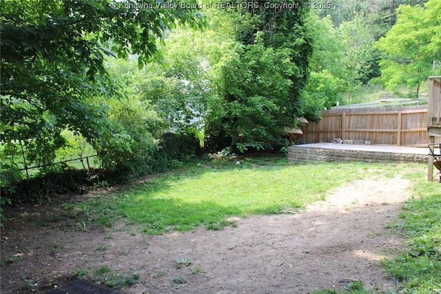 1840-A Oakridge Dr, Charleston, WV 25311 - view of yard