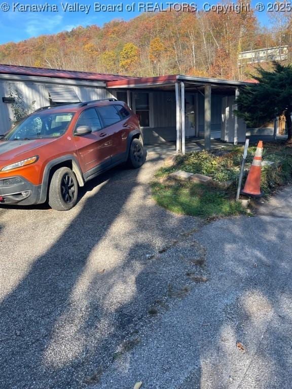 4208 Crede Dr, Charleston, WV 25302 - view of vehicle parking