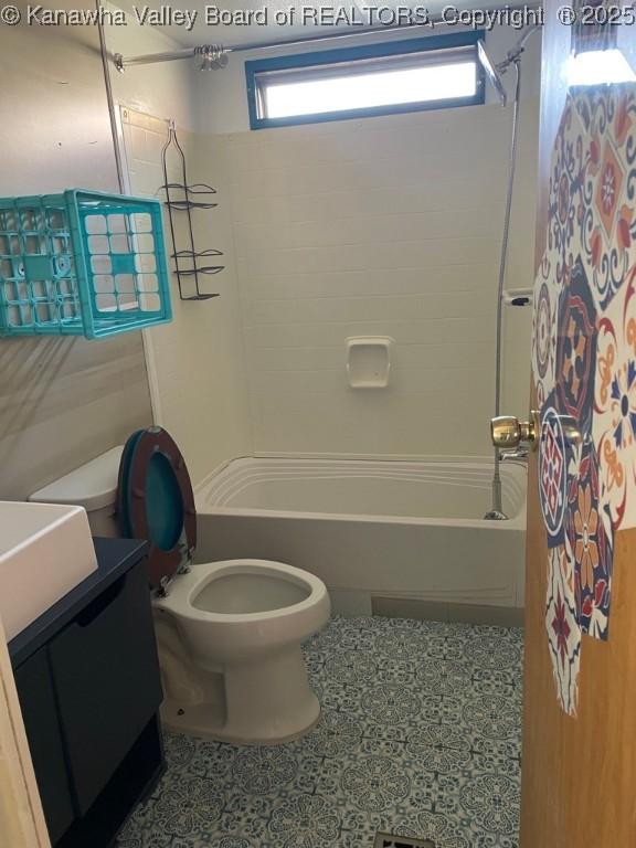 4208 Crede Dr, Charleston, WV 25302 - full bathroom featuring shower / washtub combination and vanity
