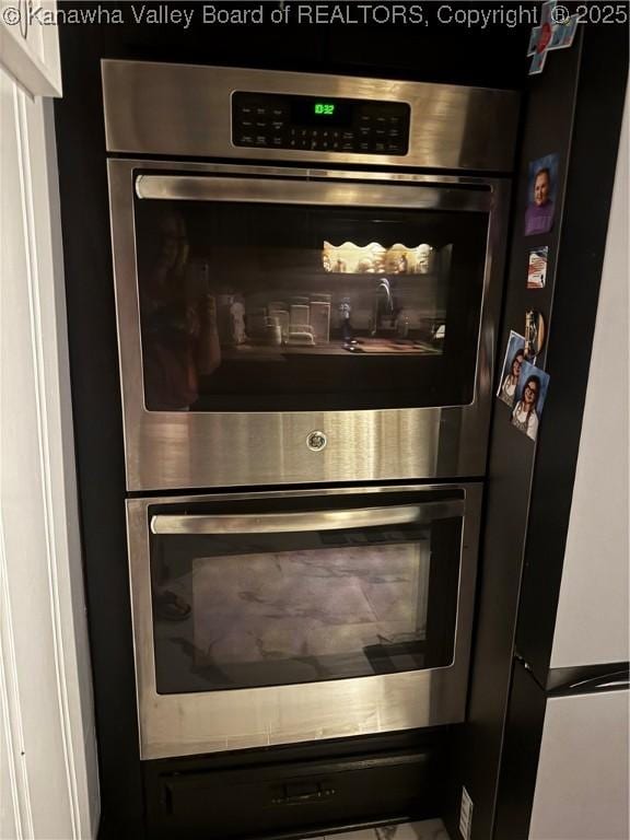 969 Airport Rd, Chapmanville, WV 25508 - kitchen view of double oven