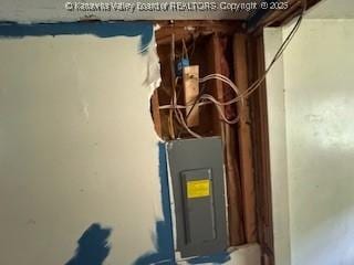 168 Harmon Rd, Charleston, WV 25314 - view of utility room