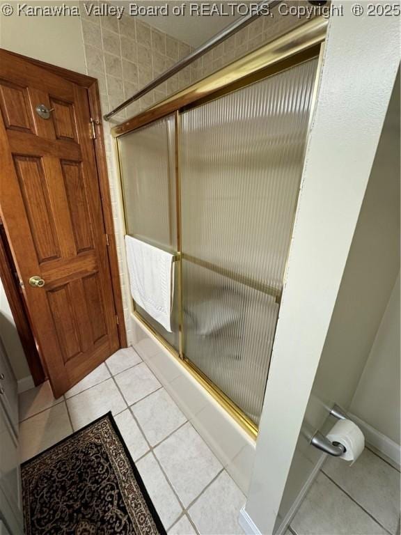 201 Sheridan Cir, Charleston, WV 24315 - bathroom featuring tile patterned floors