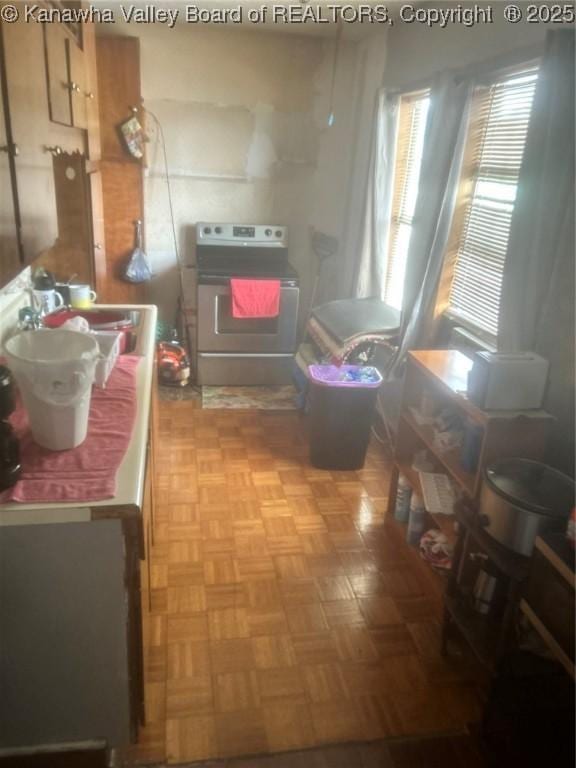322 16th St, Dunbar, WV 25064 - kitchen with stove