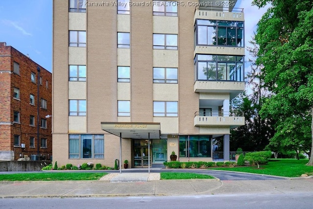 1578 Kanawha Blvd Unit 7C, Charleston, WV 25311 - view of apartment building / complex