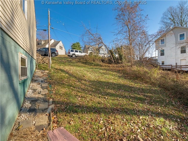 1216 Oakmont Rd, Charleston, WV 25314 - view of yard