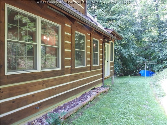 5609 Hurricane Creek Rd, Hurricane, WV 25526 - view of side of property