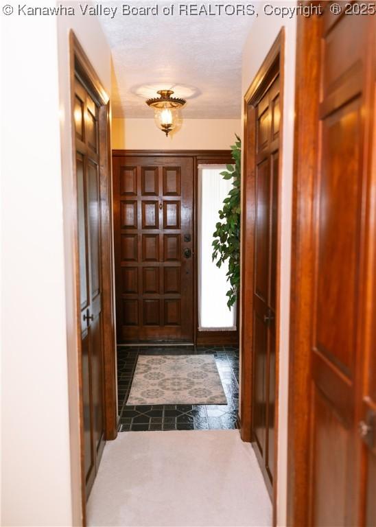 35 Belpac Cir, Logan, WV 25601 - entryway with a textured ceiling